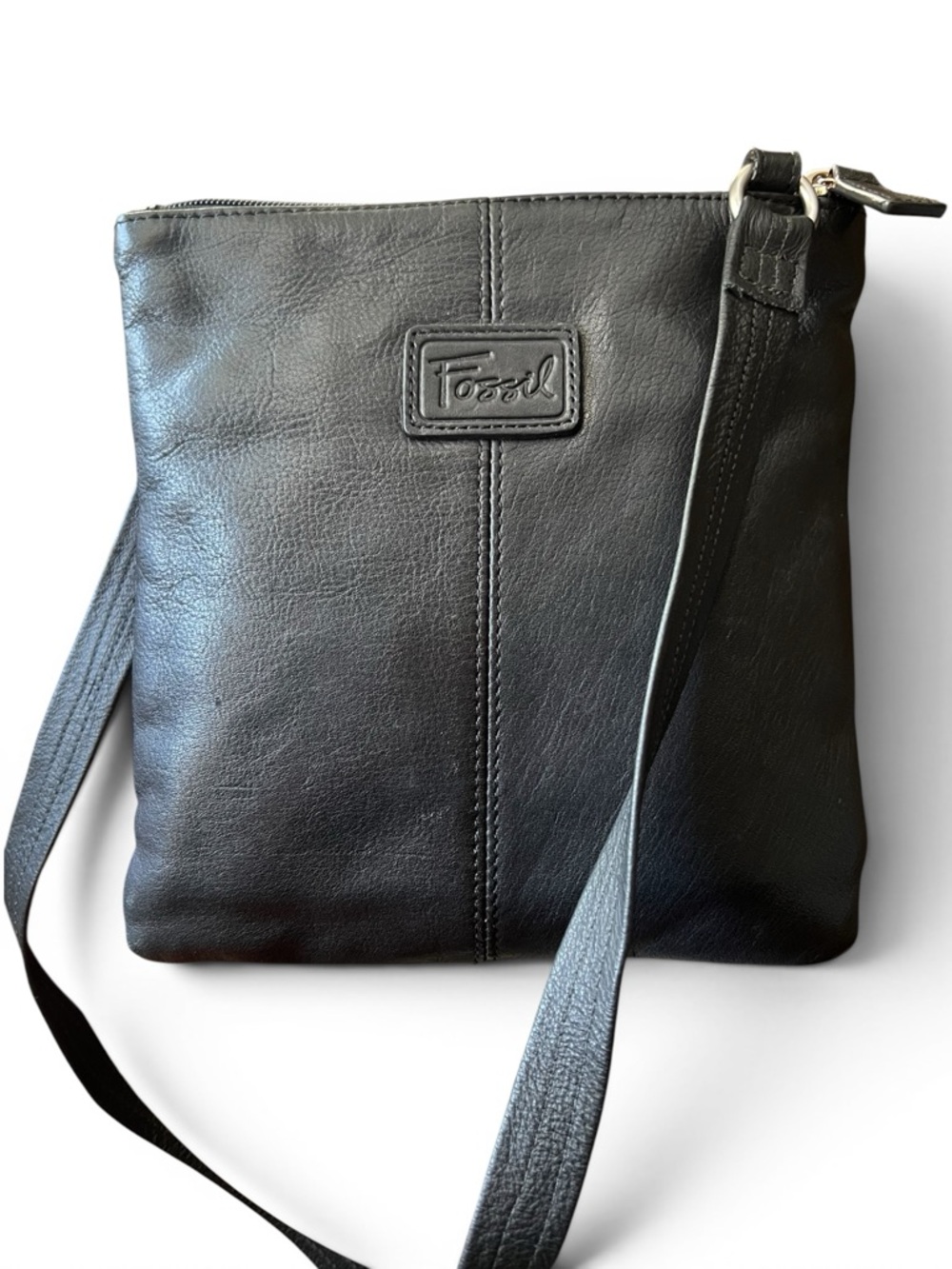 Fossil 90s Vintage Black Leather Messenger Bag - Quiet Luxury Aesthetic